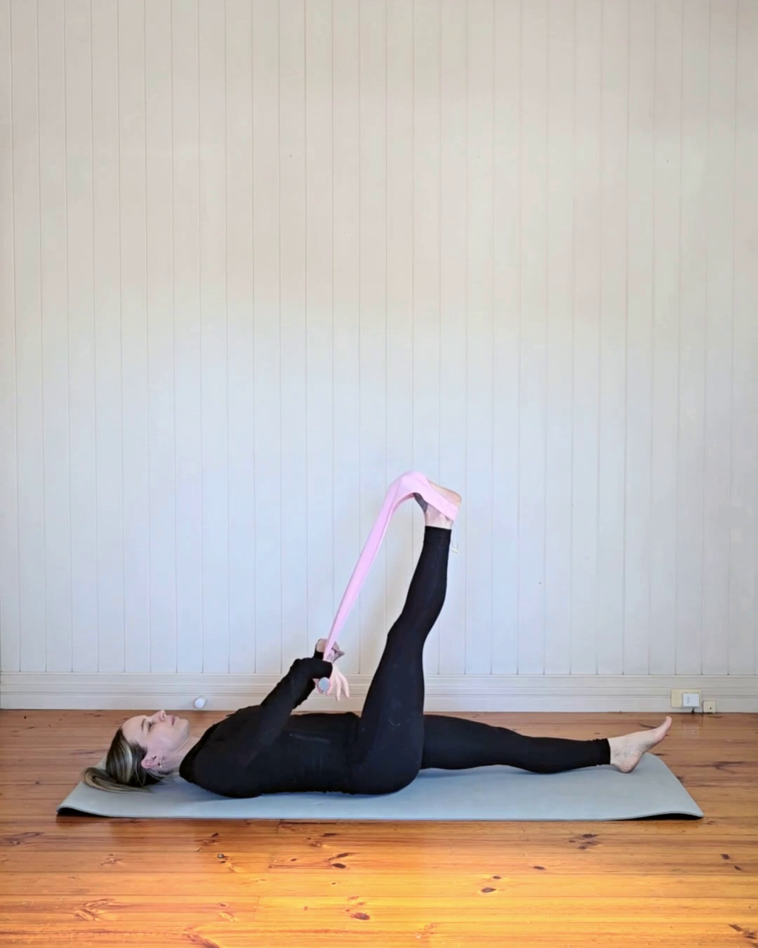 Lying Straight-Leg Hamstring Raise