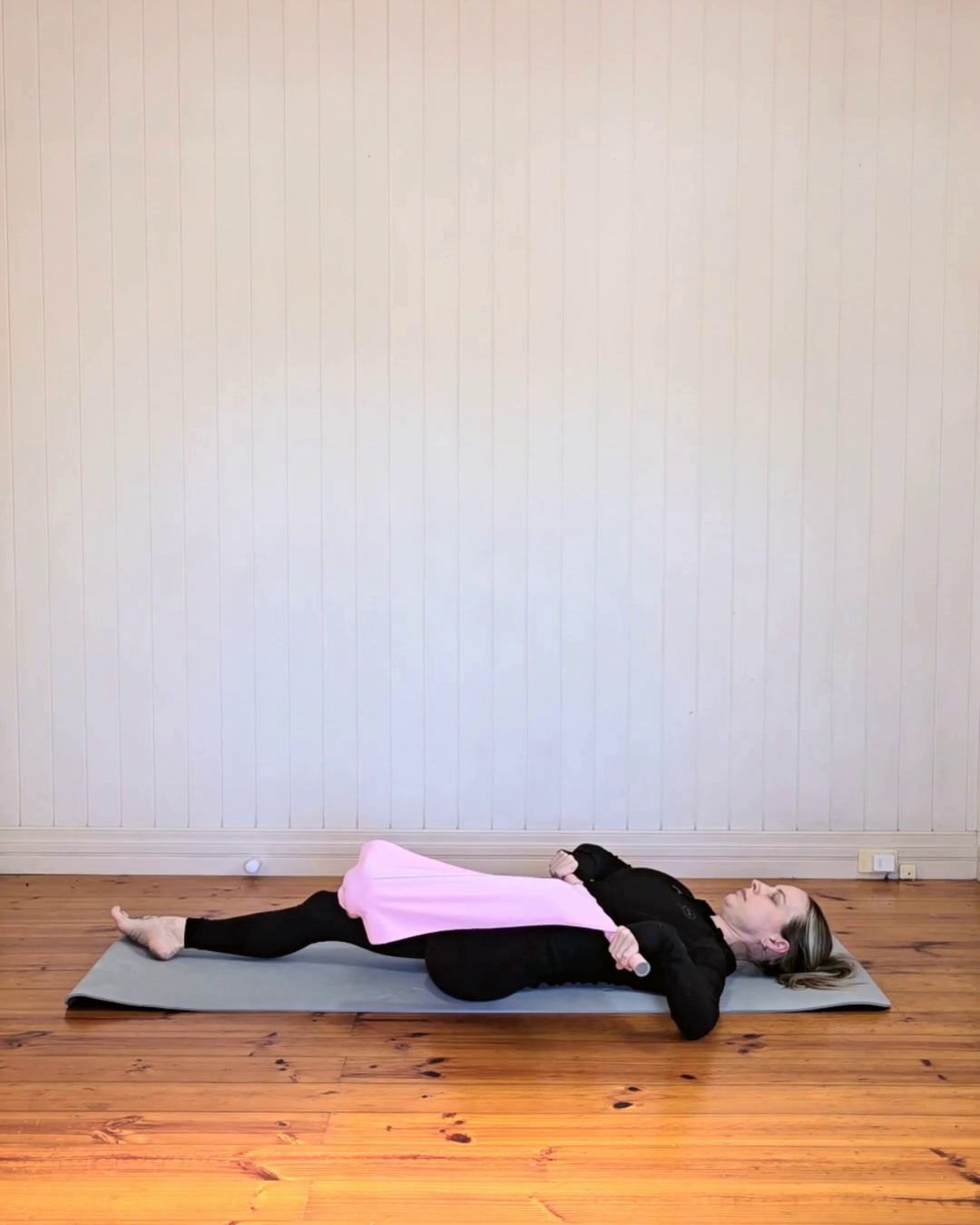 Knee-to-Chest Hip Rotation